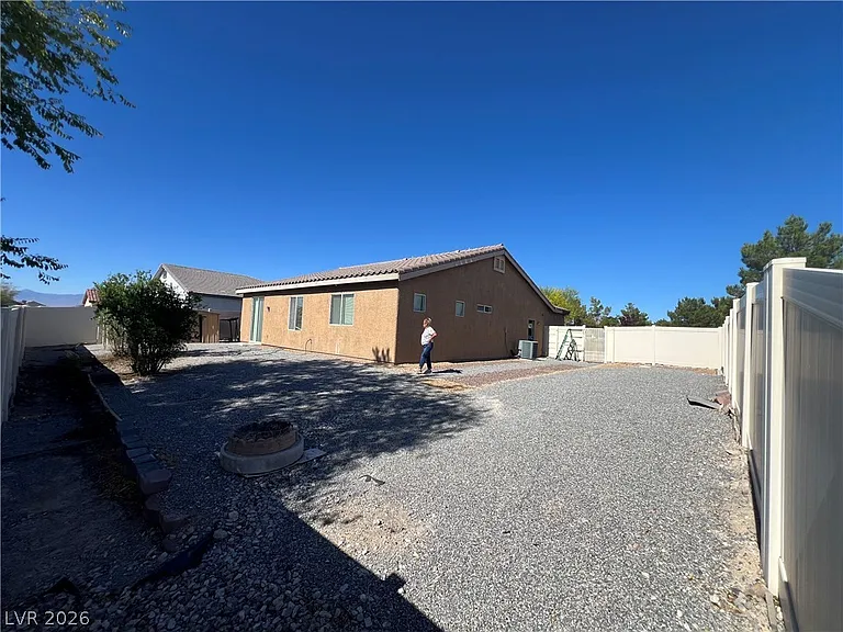 6472 Centennial Rd — Photo 33