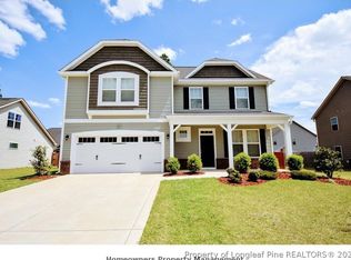 3917 Standardbred Dr, Hope Mills, NC 28348