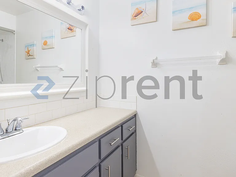 938 Saint Croix Ct — Photo 13