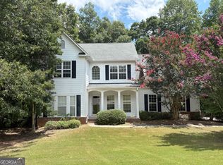 130 Cutstone Ct, Fayetteville, GA 30215