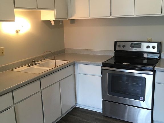 2nd image of 3505 S Ellen St APT 6