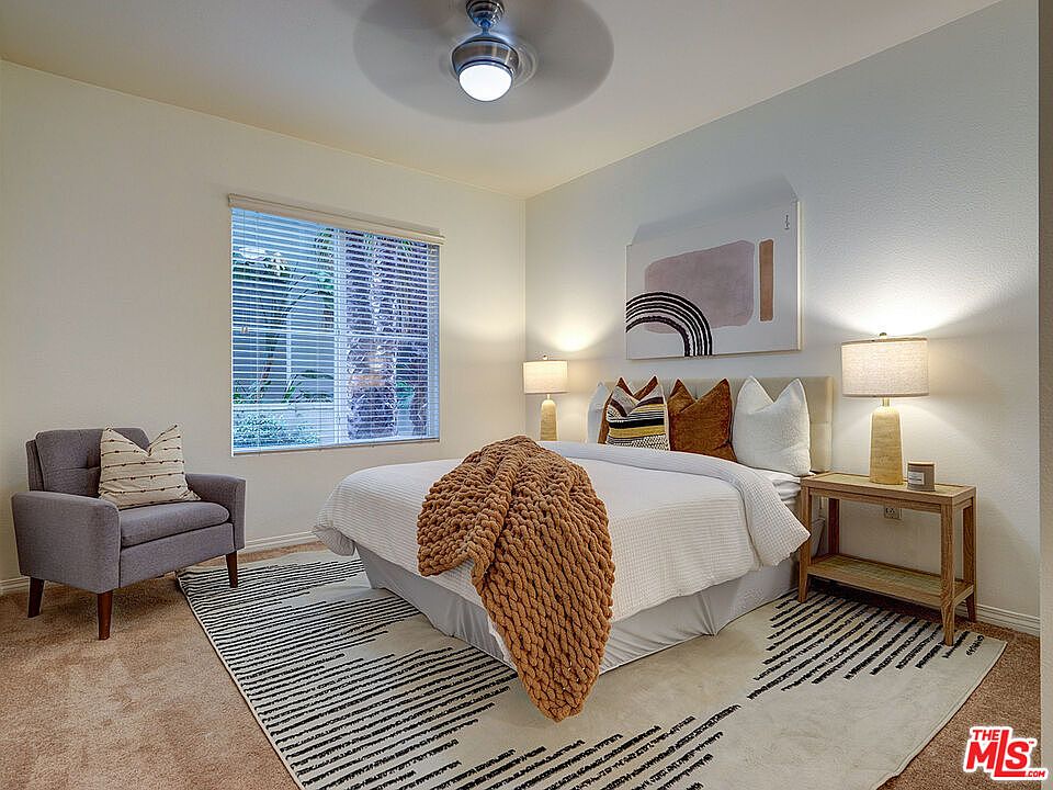 1st image of 6020 Seabluff Dr Unit 122