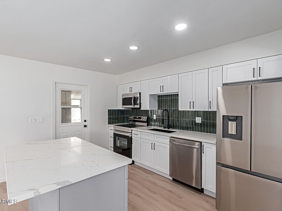 1st image of 10815 W CROSBY Drive