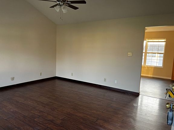 5th image of 5112 Shenandoah Ave