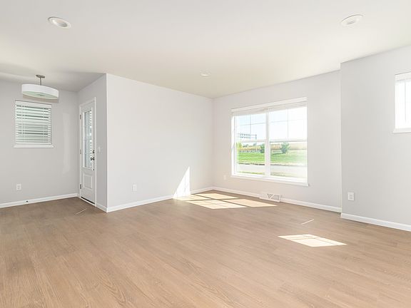 2nd image of 1784 Happy Trails Rd