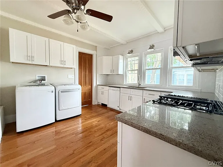 203 Keyes Ave — Photo 11