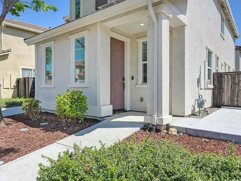 3241 Havisham Way — Photo 3