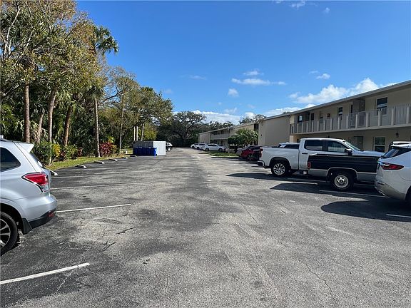 2nd image of 600 Royal Palm Blvd APT 1A