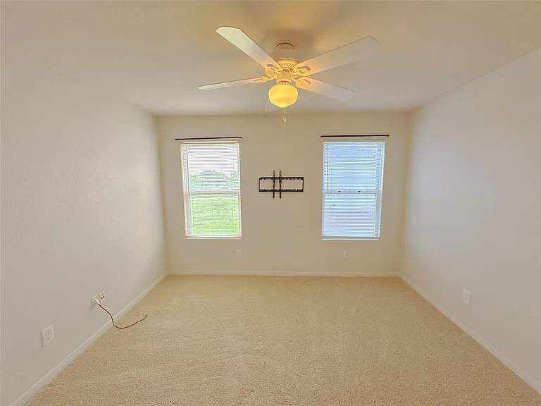 14819 Grove Canyon Ct — Photo 21