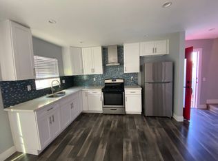 7719-7723 Nestle Ave, Reseda, CA 91335