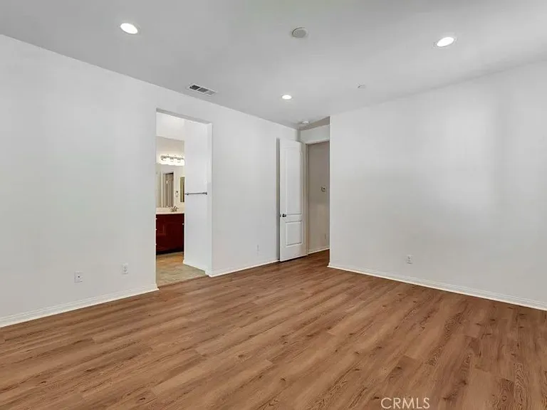 8616 Stoneside Dr — Photo 9