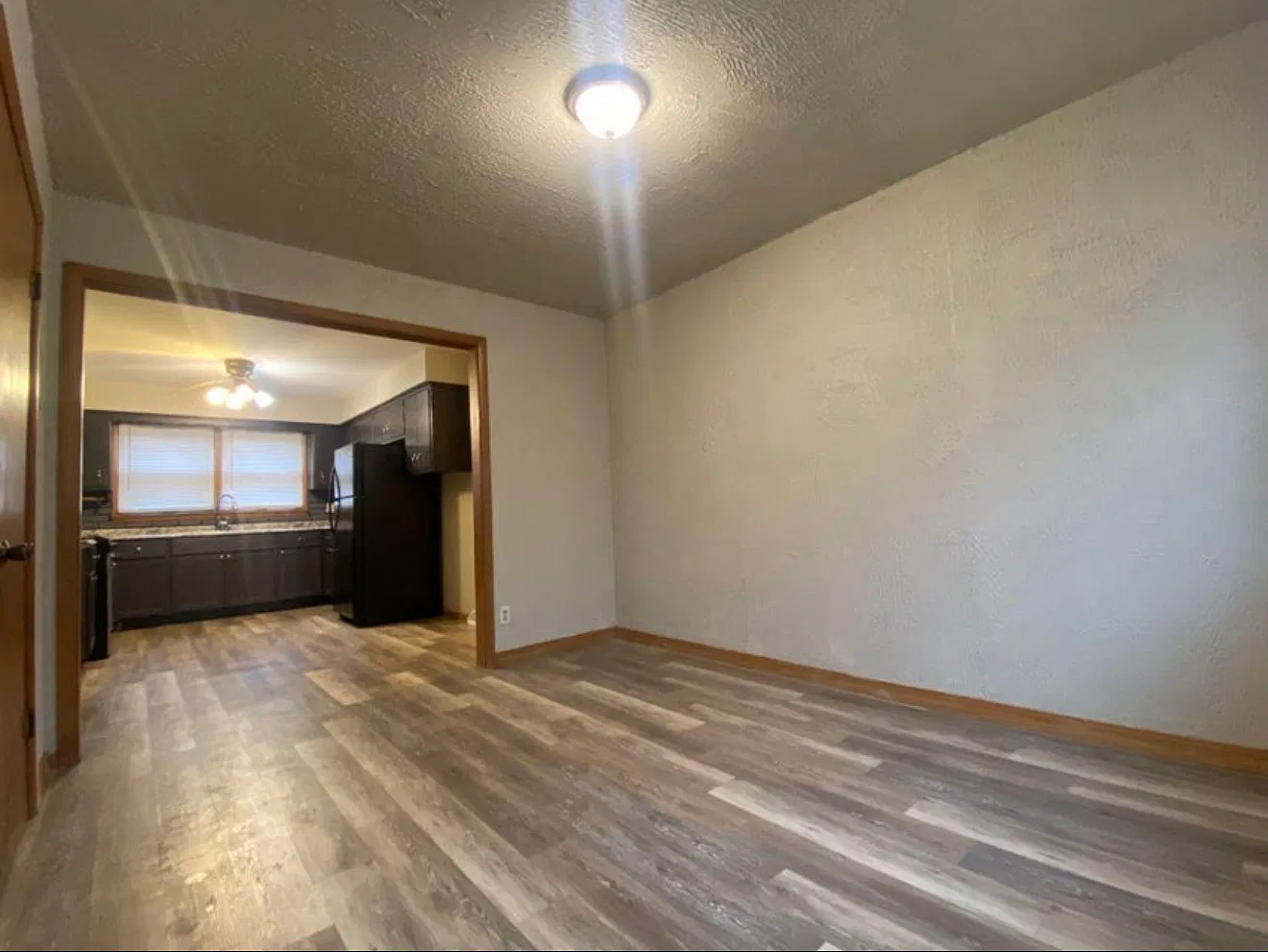 3 bed, 1110 sqft, $1,525 — Photo 2