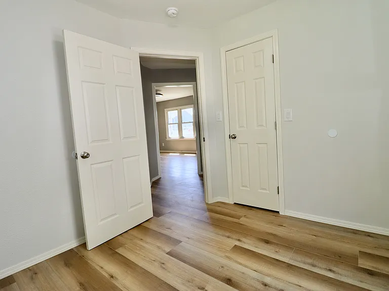 508 Texas Ave — Photo 11
