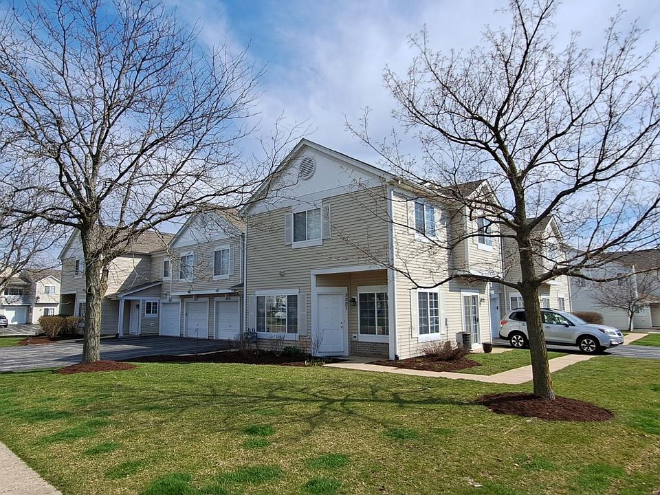 1st image of 3227 Heather Glen Dr