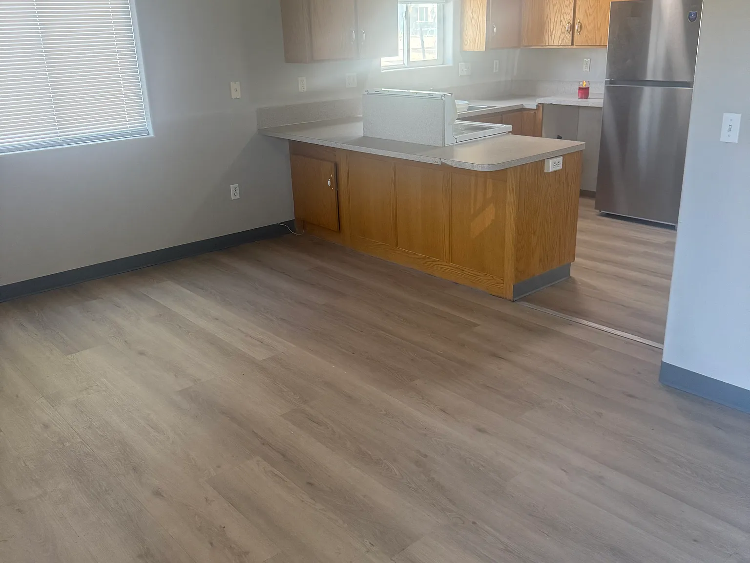 2 bed, 900 sqft, $1,100 — Photo 3