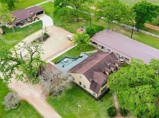 44113 Austin Branch Rd, Hempstead, TX 77445