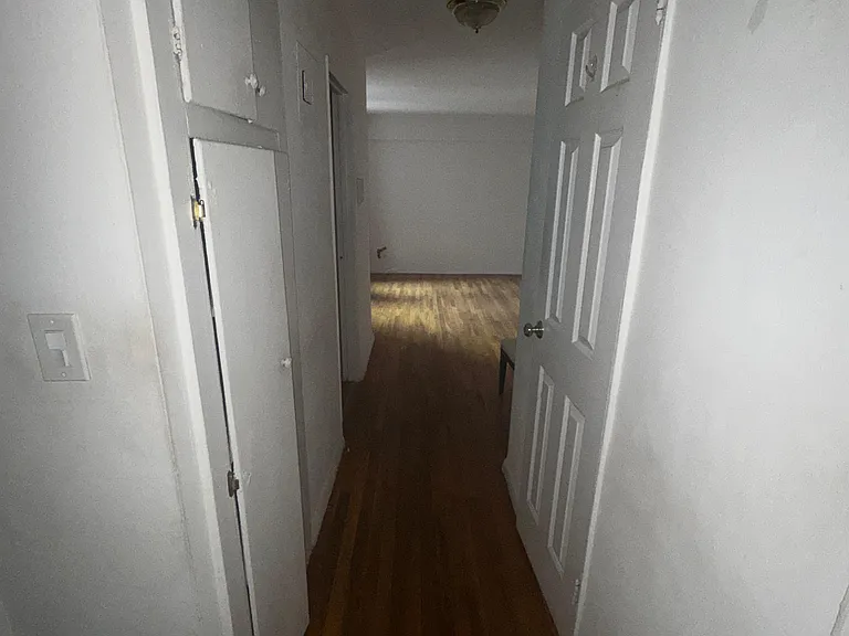 2170 University Ave #4S — Photo 4