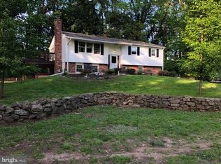 37 Maack Rd, Pottstown, PA 19465