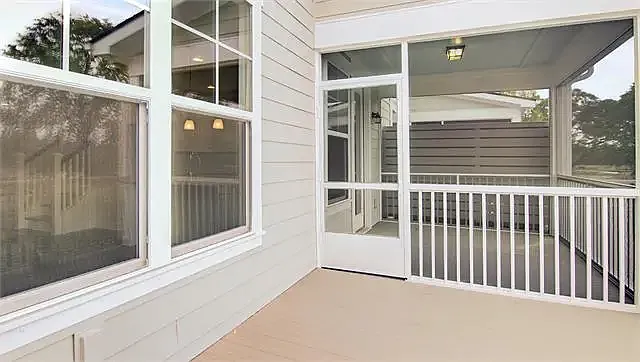 2226 Hamlin Sound Cir — Photo 32