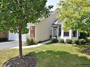 1717 Waverly Cir, St Charles, IL 60174