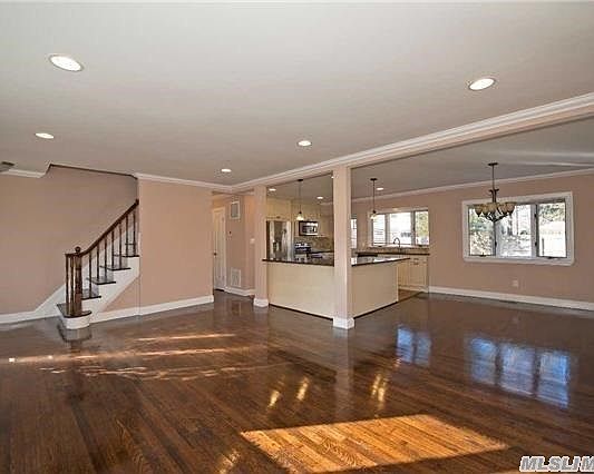 4th image of 20 Orton Dr