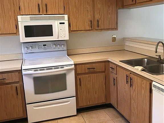 2nd image of 1681 SW Crossings Cir