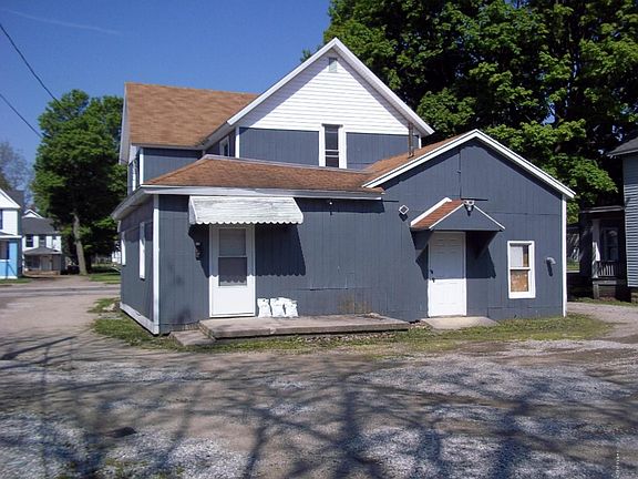 3rd image of 305 N Nottawa St