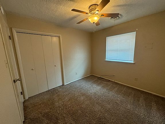 5th image of 306 NW 62nd St