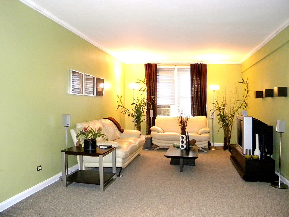 Spacious Living Room