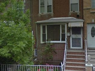 2521 37th St, Astoria, NY 11103