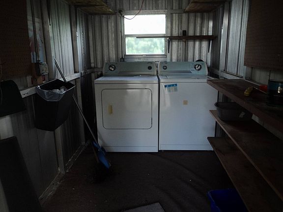 3rd image of 539 Kingfisher Dr