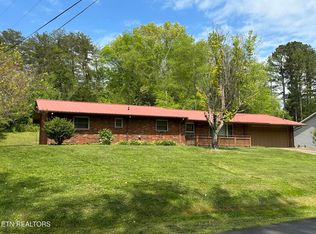 827 Murphy Rd, Sevierville, TN 37862