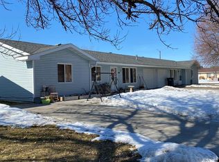 611 Wildrose Ln, Blackfoot, ID 83221