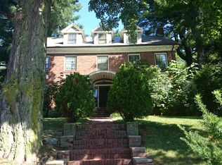 703 Boylston St, Brookline, MA 02445