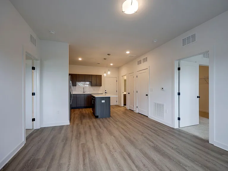 1540 Lebanon Pike #107 — Photo 8