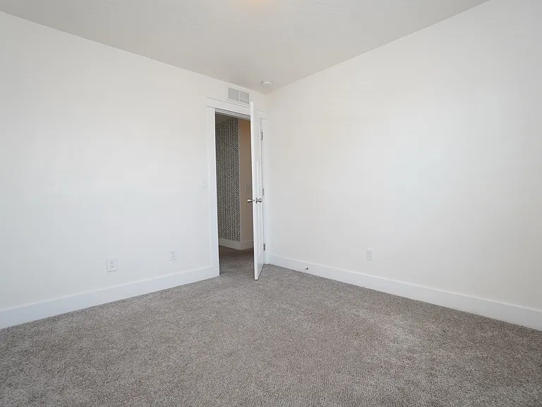 1655 N Azurite Pl — Photo 37