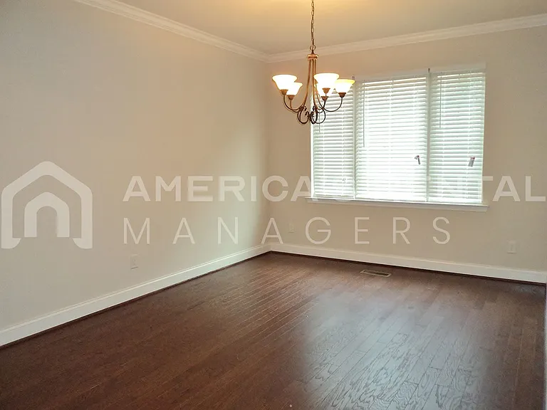 3768 Creekside Way — Photo 4