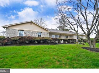 378 Andrew Rd, Huntingdon Valley, PA 19006