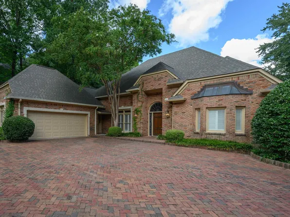 1226 Lake Forest Cir, Birmingham, AL 35244