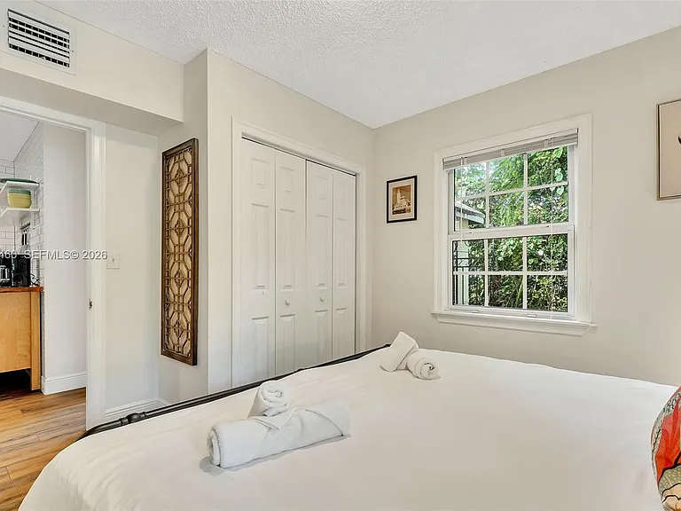 1826 NW South River Dr — Photo 39