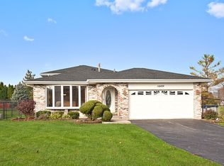 16424 Maplewood Ct, Tinley Park, IL 60477