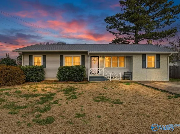 917 Marjorie St, Boaz, AL 35957