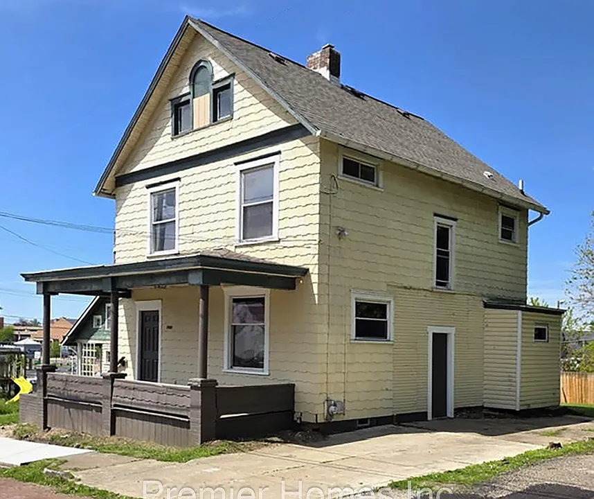 1309 Piedmont Ave NE