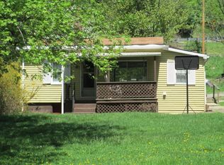 127 Wardens Run Rd, Wheeling, WV 26003