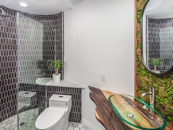 3rd image of 1205 Coast Blvd Unit B