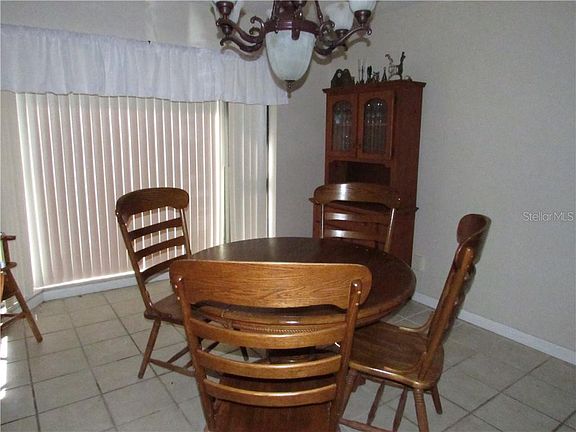 5th image of 7107 Gateway Ct