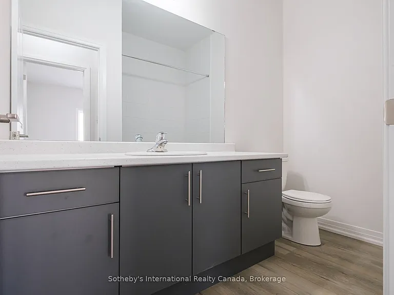 550 Grey St #29 — Photo 13
