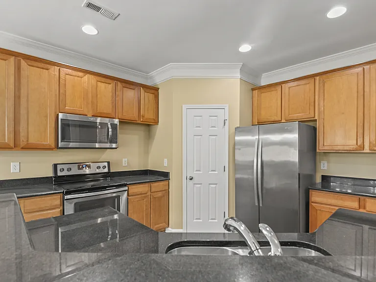 363 Sanctuary Park Dr — Photo 39