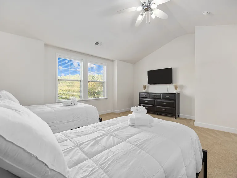 6172 Catalina Dr #911 — Photo 37