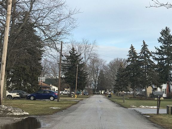 5th image of 29223 Cramer St
